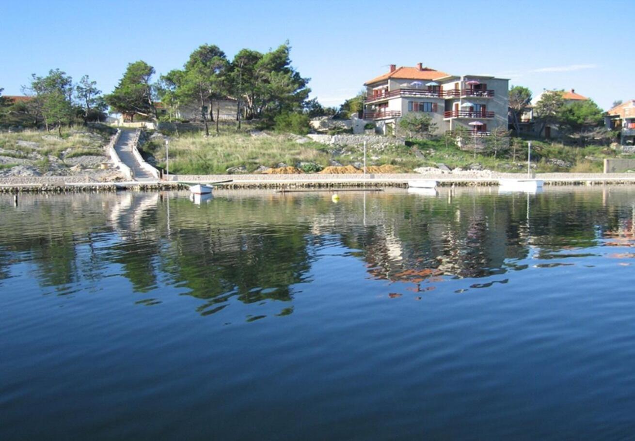 Apartments Ljilja Nin Εξωτερικό φωτογραφία